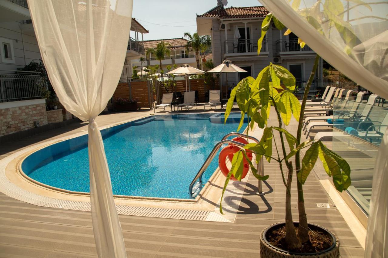 Panorama Apartments Chrani Bagian luar foto